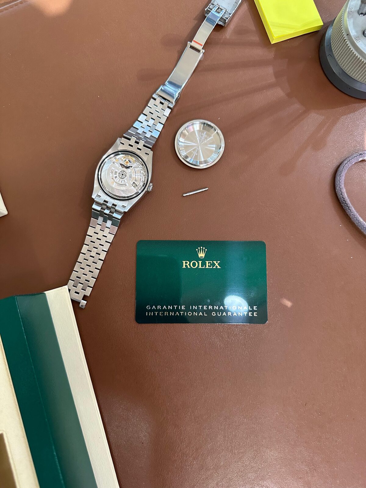 Dial & warranty
